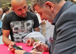 Fans Feiern Semino Rossi In Jena 00019